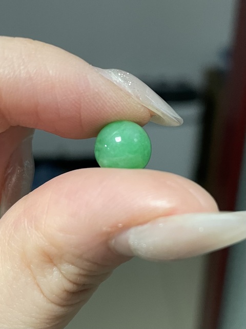 古玩玉器天然翡翠珠真品鑒賞圖