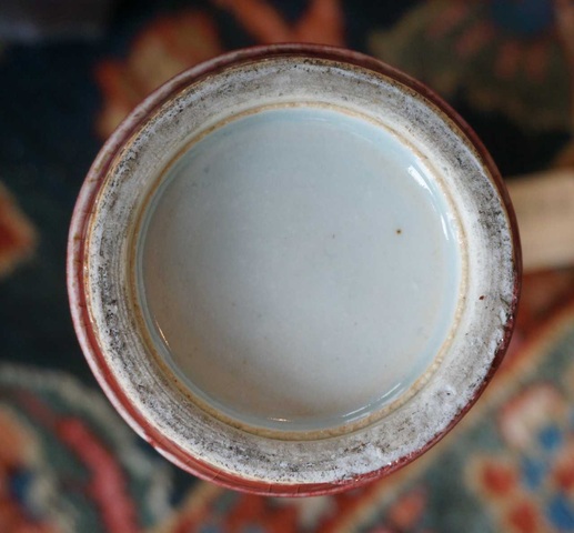 古玩陶瓷紅釉瓶真品鑒賞圖