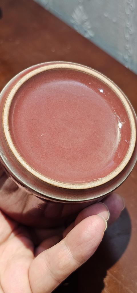 古玩陶瓷紅釉罐真品鑒賞圖