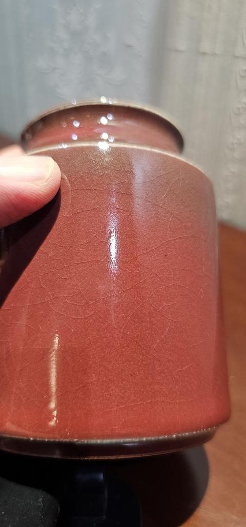 古玩陶瓷紅釉罐真品鑒賞圖