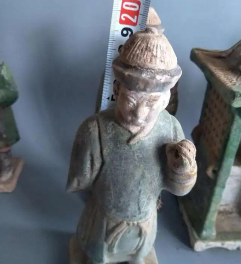 古玩陶瓷彩陶俑真品鑒賞圖