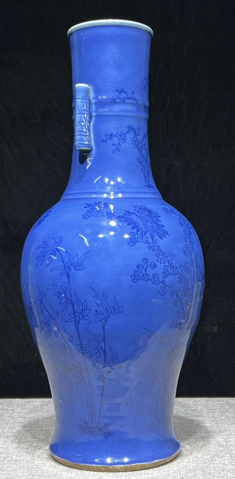古玩陶瓷藍上藍貫耳瓶真品鑒賞圖