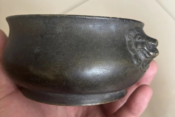 古玩銅器爐子真品鑒賞圖