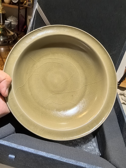 古玩陶瓷龍泉盤真品鑒賞圖