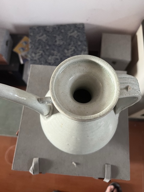 古玩陶瓷洪武白釉執壺真品鑒賞圖