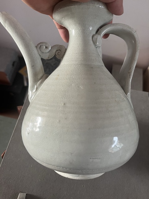 古玩陶瓷洪武白釉執壺真品鑒賞圖