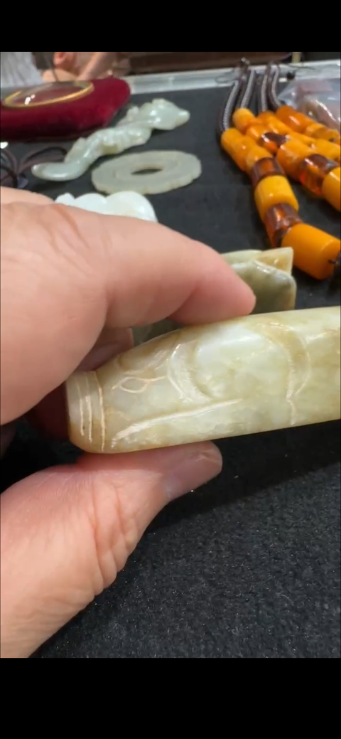 古玩玉器做舊仿古“玉豬握”真品鑒賞圖