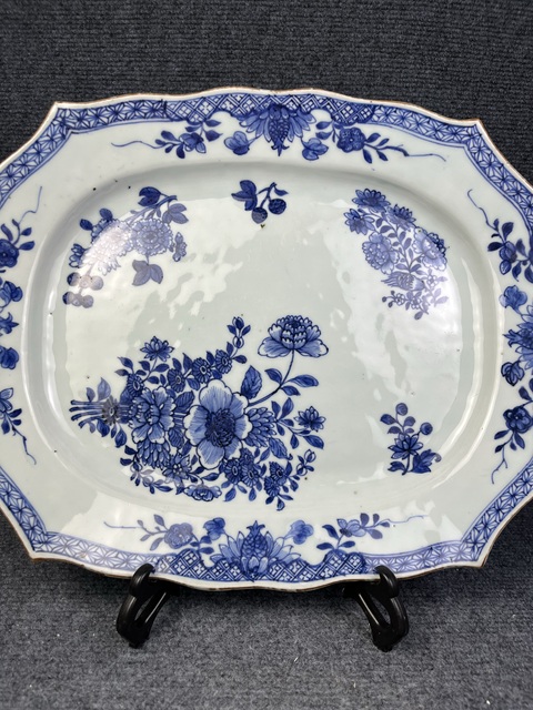 古玩陶瓷青花花卉紋大盤拍賣，當(dāng)前價(jià)格3888元