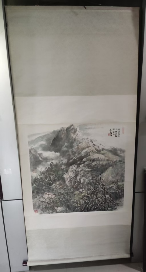 古玩字畫手工原裝原裱中美協(xié)名家呂效書 山水拍賣，當前價格2388元