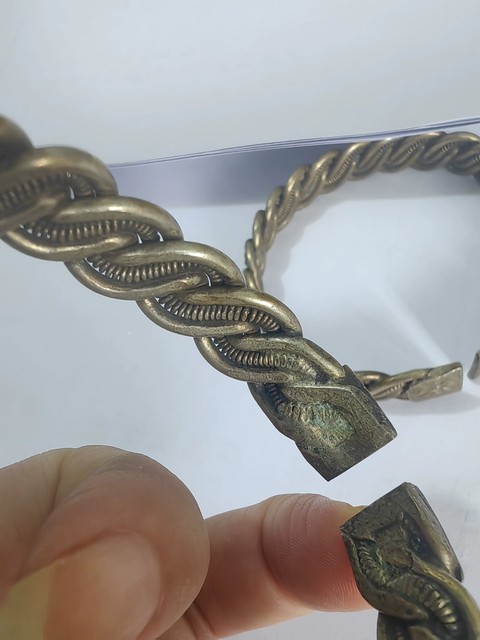 古玩銅器手鐲真品鑒賞圖