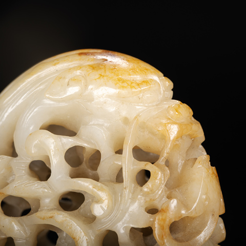 古玩玉器白玉龍紋爐頂真品鑒賞圖