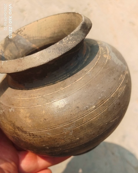 古玩陶瓷灰陶蓋罐真品鑒賞圖