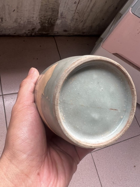 古玩陶瓷龍泉瓶真品鑒賞圖