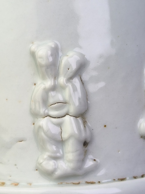 古玩陶瓷德化窯花觚真品鑒賞圖