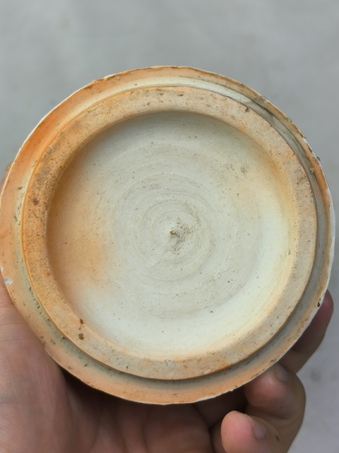 古玩陶瓷德化窯花觚真品鑒賞圖