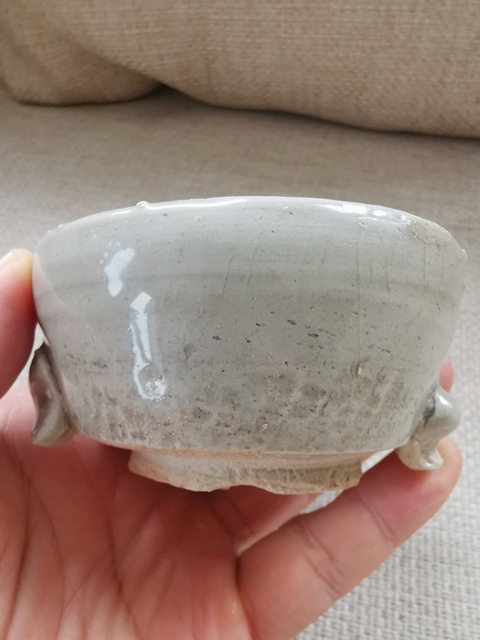 古玩陶瓷青白釉三足爐真品鑒賞圖