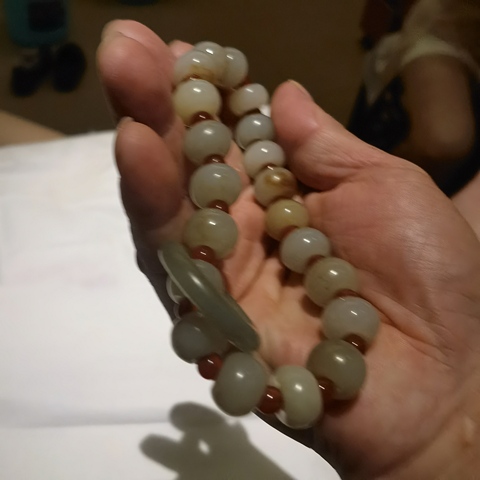 古玩玉器和田玉珠串真品鑒賞圖