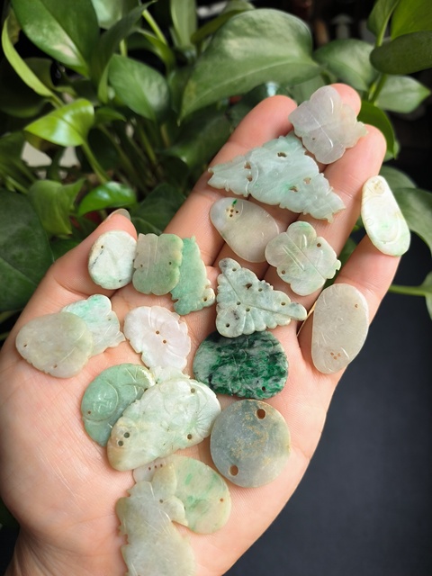 古玩玉器天然翡翠花片真品鑒賞圖