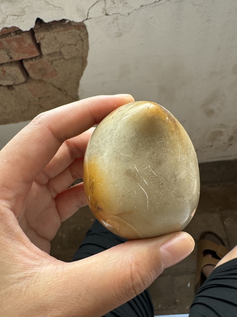 古玩玉器地方料桃型件真品鑒賞圖