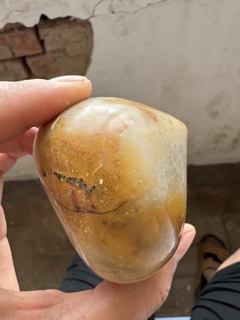 古玩玉器地方料桃型件真品鑒賞圖