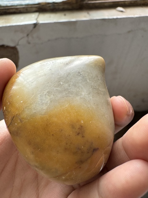 古玩玉器地方料桃型件真品鑒賞圖