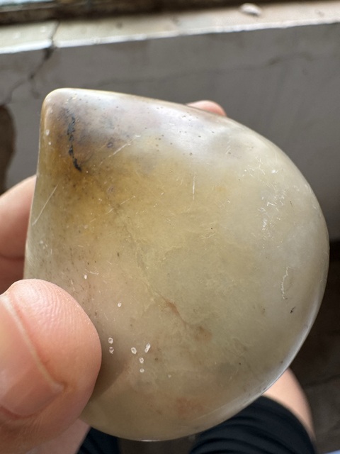 古玩玉器地方料桃型件真品鑒賞圖