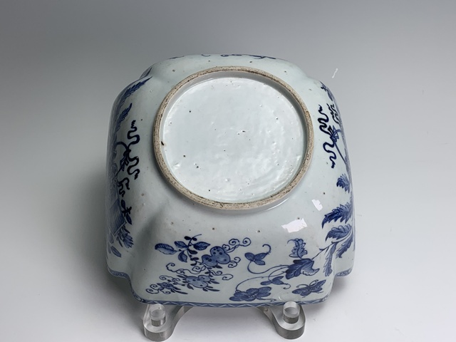 古玩陶瓷清中期·青花花卉紋四方大貢碗拍賣,當前價格1766元