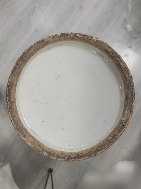 古玩陶瓷油粉彩麒麟送子圖撇口瓶真品鑒賞圖