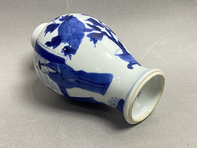 古玩陶瓷青花人物故事紋瓶真品鑒賞圖