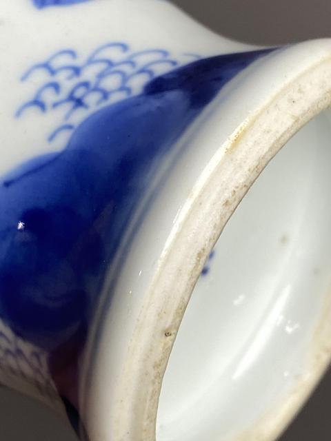 古玩陶瓷青花人物故事紋瓶真品鑒賞圖