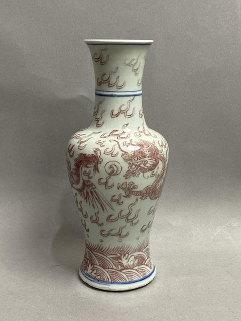 古玩陶瓷清晚青花釉里紅龍鳳紋瓶真品鑒賞圖