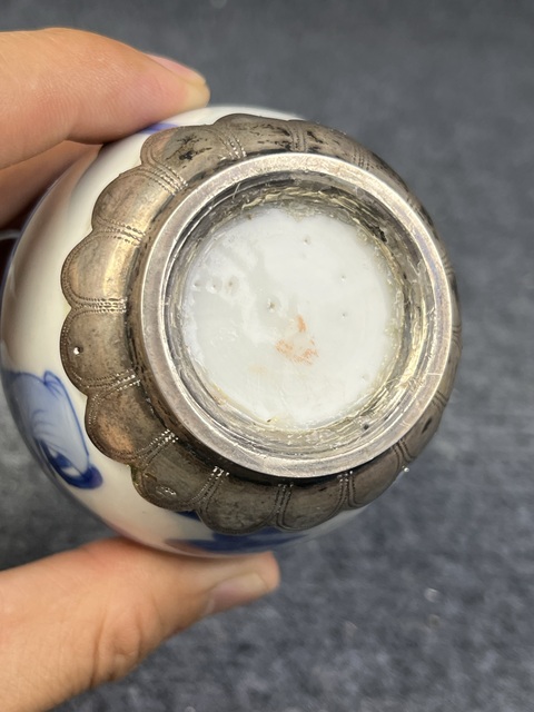 古玩陶瓷青花二喬蓮子罐真品鑒賞圖