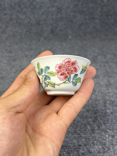 古玩陶瓷雍正粉彩公雞杯真品鑒賞圖