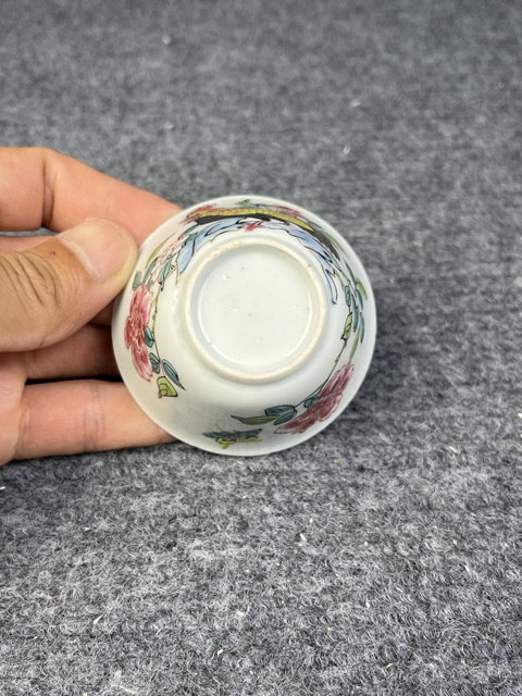 古玩陶瓷雍正粉彩公雞杯真品鑒賞圖