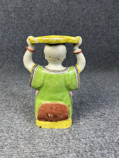 古玩陶瓷粉彩童子燭臺塑像真品鑒賞圖