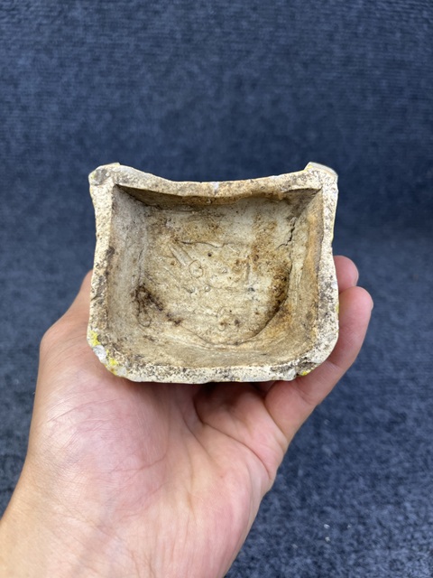 古玩陶瓷粉彩童子燭臺塑像真品鑒賞圖