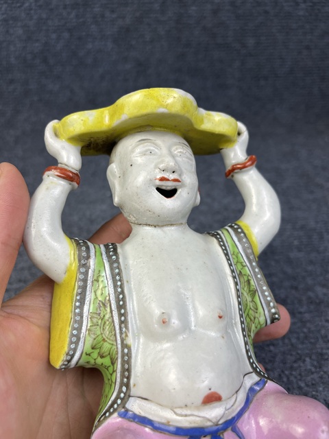 古玩陶瓷粉彩童子燭臺塑像真品鑒賞圖