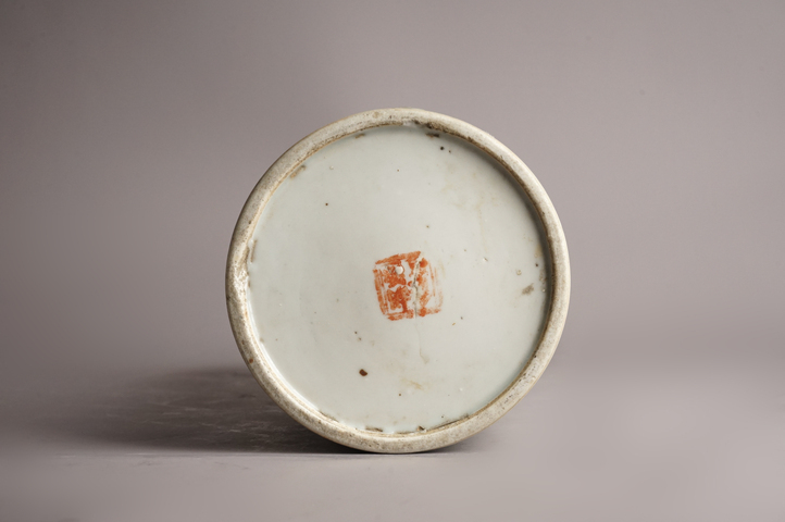 古玩陶瓷民國·粉彩花鳥紋帽筒真品鑒賞圖
