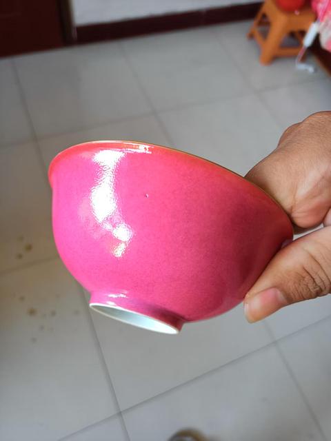 古玩陶瓷胭脂紅釉碗真品鑒賞圖