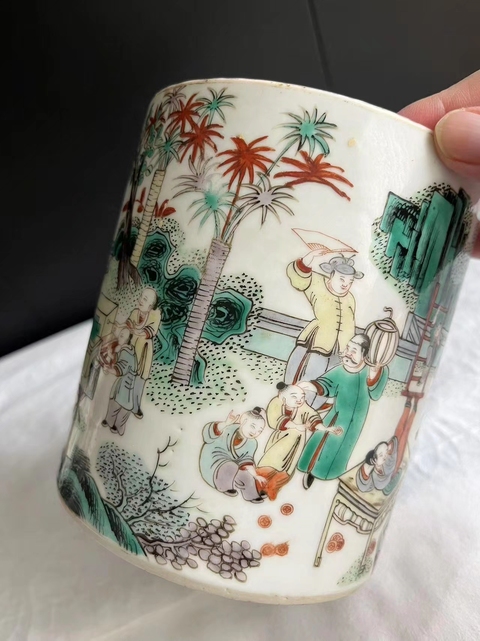 古玩陶瓷粉彩人物故事紋筆筒真品鑒賞圖