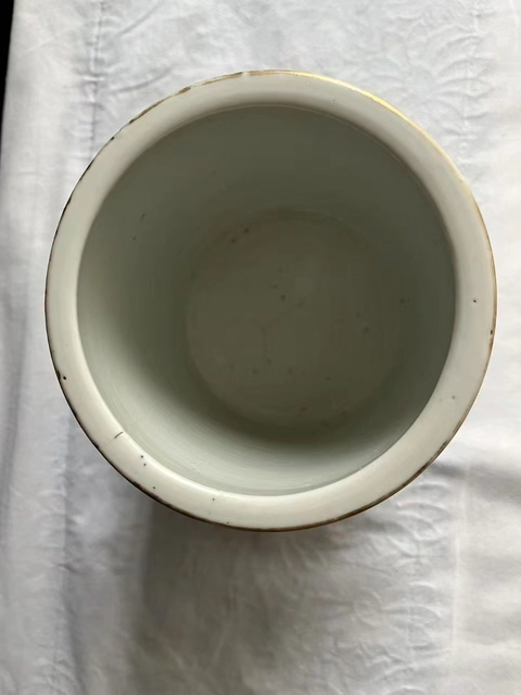 古玩陶瓷粉彩人物故事紋筆筒真品鑒賞圖