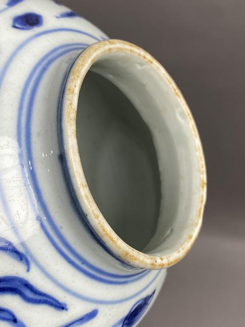 古玩陶瓷青花飛龍?zhí)鬃鹫嫫疯b賞圖