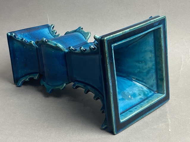 古玩陶瓷孔雀藍(lán)釉花觚真品鑒賞圖