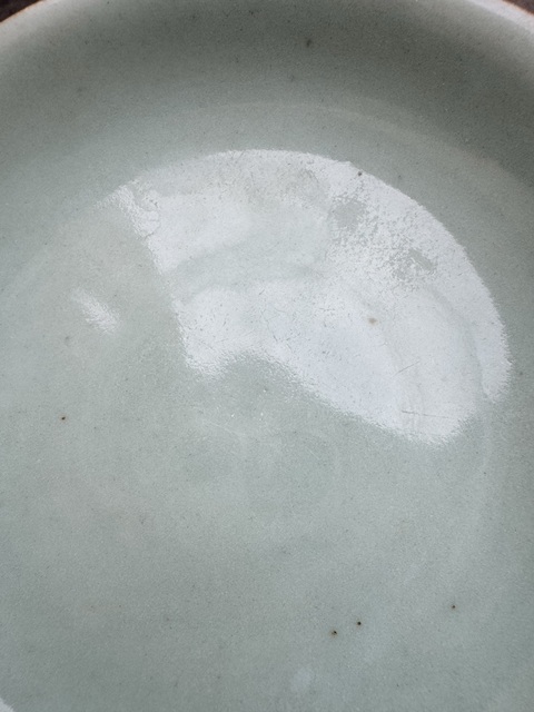 古玩陶瓷豆青釉盤真品鑒賞圖