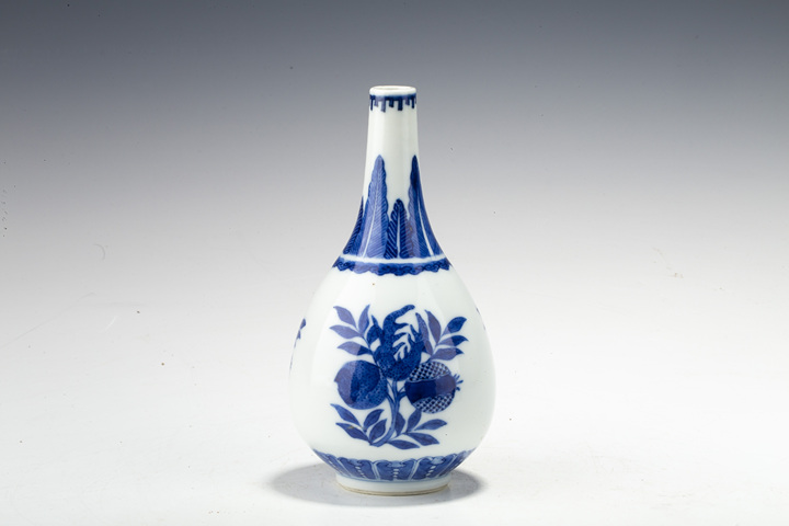 古玩陶瓷清中晚·青花三多紋膽瓶拍賣，當前價格1890元