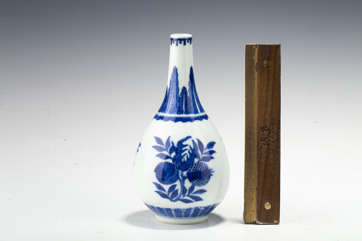 古玩陶瓷清中晚·青花三多紋膽瓶拍賣，當前價格1890元