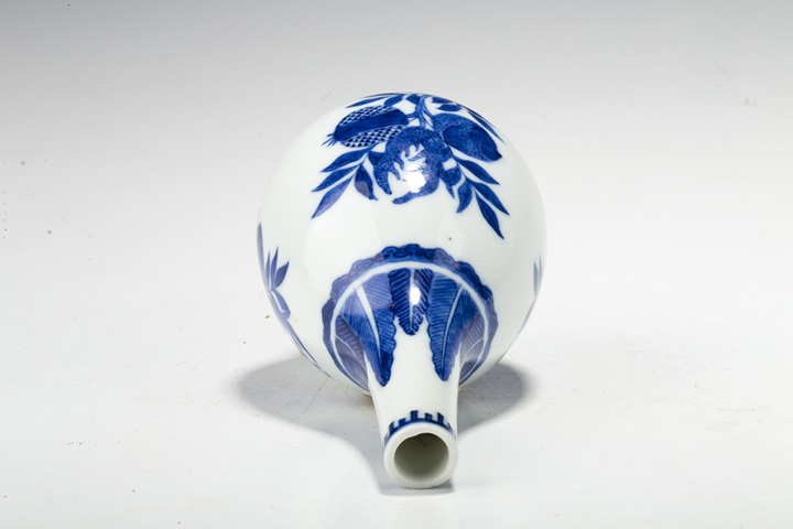 古玩陶瓷清中晚·青花三多紋膽瓶拍賣，當前價格1890元