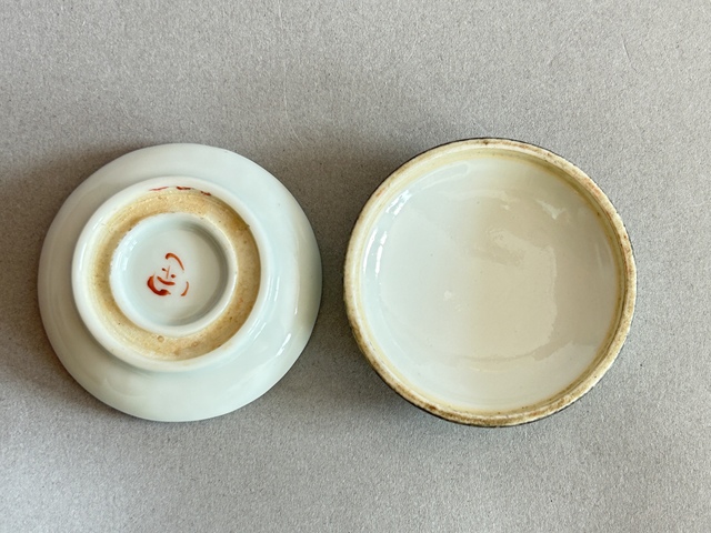 古玩陶瓷粉彩飛黃騰達(dá)印泥盒真品鑒賞圖