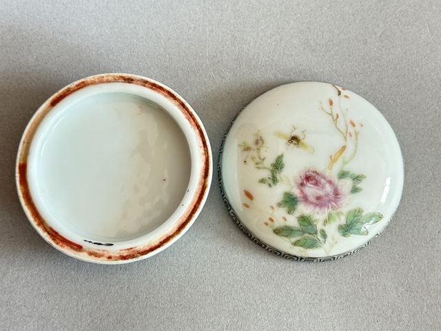 古玩陶瓷粉彩飛黃騰達(dá)印泥盒真品鑒賞圖