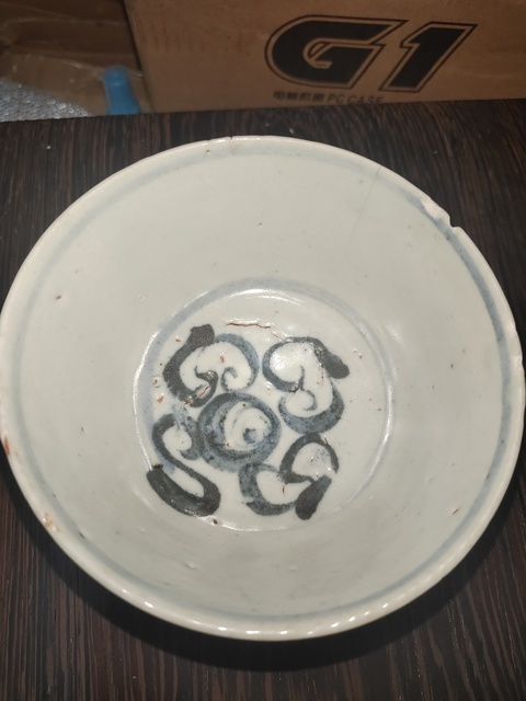古玩陶瓷明中晚期 青花花卉紋碗真品鑒賞圖